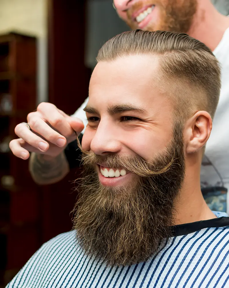 Entretien de la barbe et de la moustache